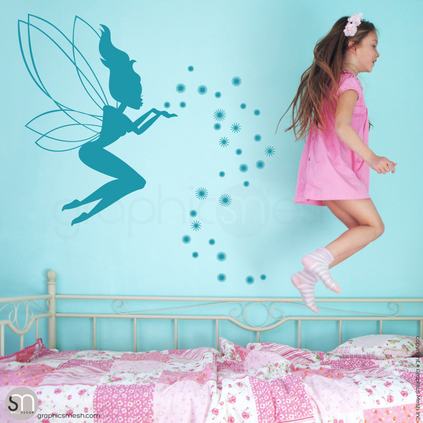 FAIRY WITH MAGIC DUST - Wall decal teal