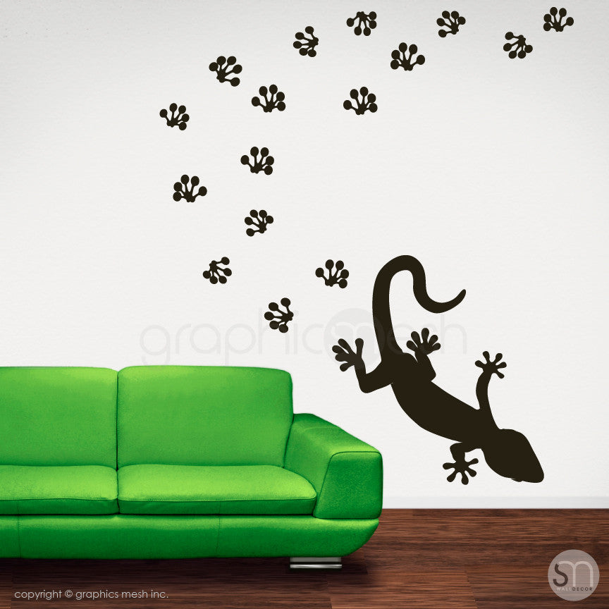 GECKO WITH PAW PRINTS - wall decals black